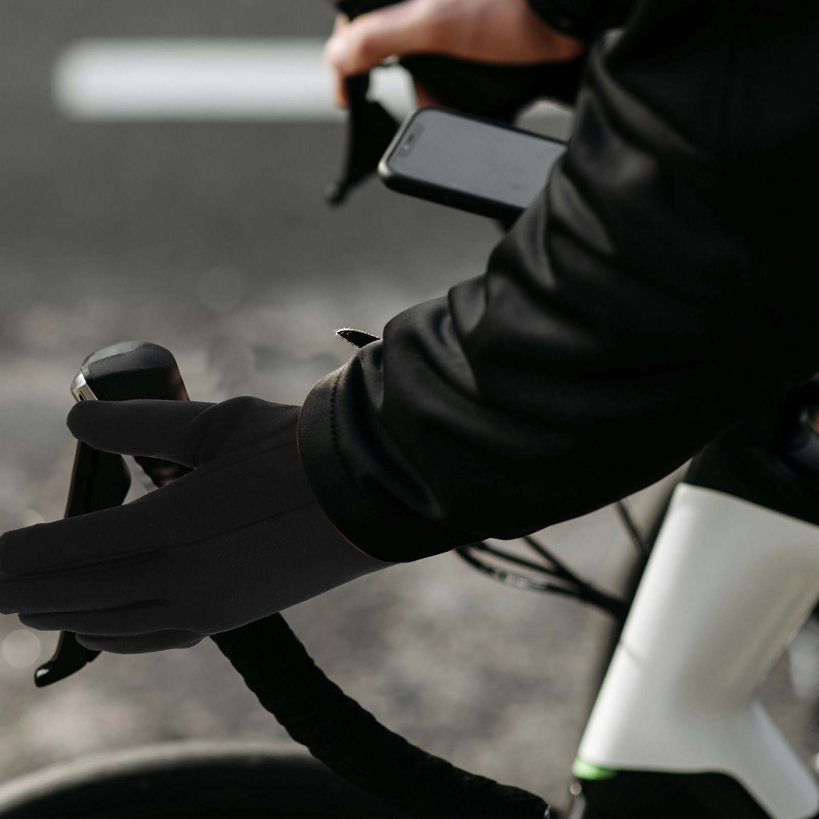 Touchscreen Ski Gloves for Wom - Snow Glove Insulated のレビューと価格