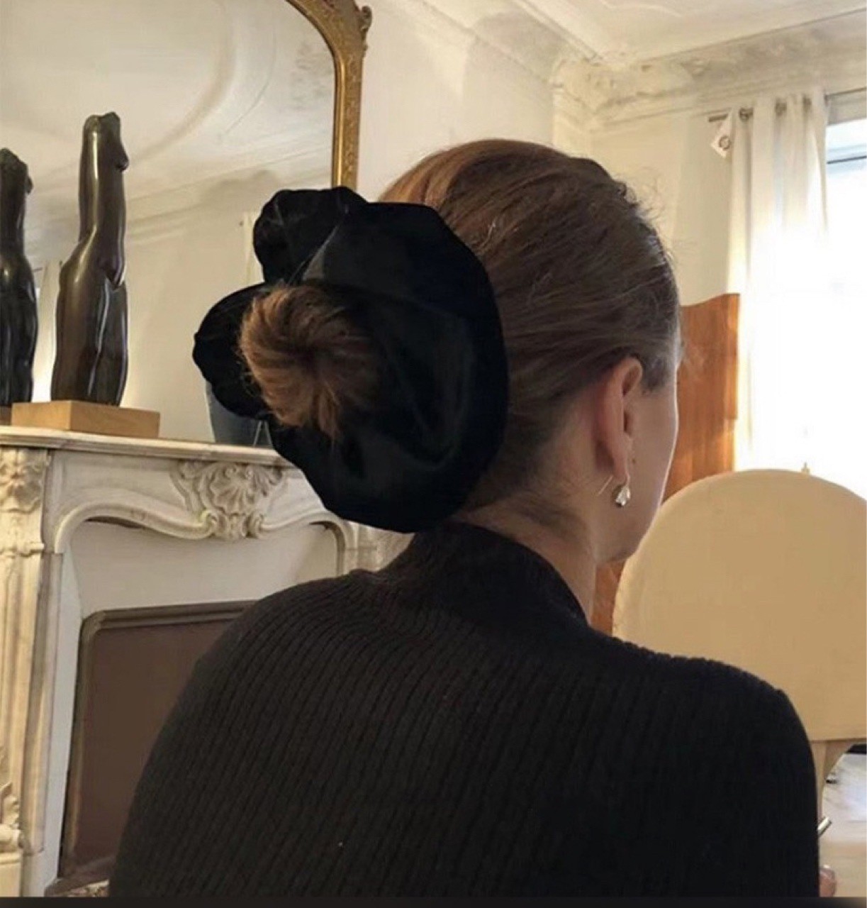 Oversize Black Velvet Scrunchi - Winter Headband Fleece のレビューと価格