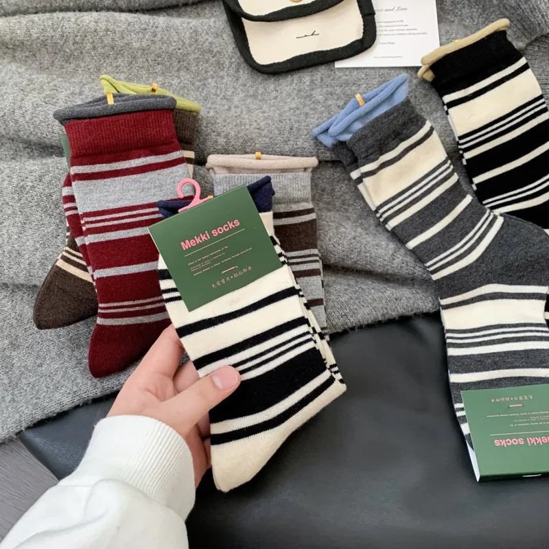 2026 Crimped Wool Women's Sock - Thermal Sock Wool のレビューと価格